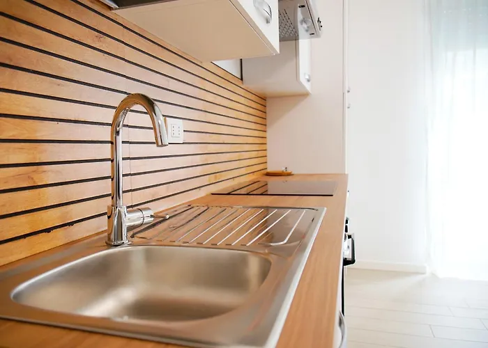 Casa Ideale Tim Appartmanti Moderni Vicina Al Centro