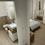 Casa Ideale Tim Appartmanti Moderni Vicina Al Centro Διαμέρισμα