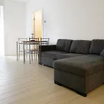 Casa Ideale Tim Appartmanti Moderni Vicina Al Centro Διαμέρισμα *
