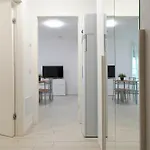 Casa Ideale Tim Appartmanti Moderni Vicina Al Centro *