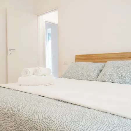 شقة Casa Ideale Tim Appartmanti Moderni Vicina Al Centro ليكو