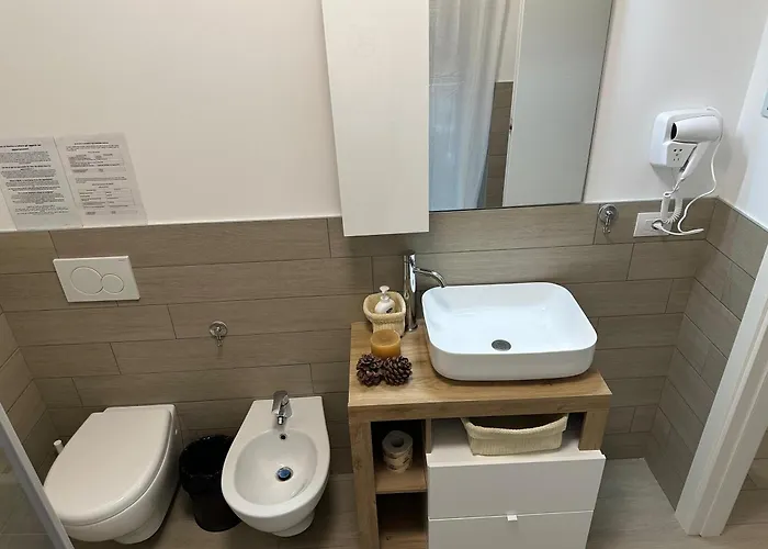 Casa Ideale Tim Appartmanti Moderni Vicina Al Centro Lägenhet