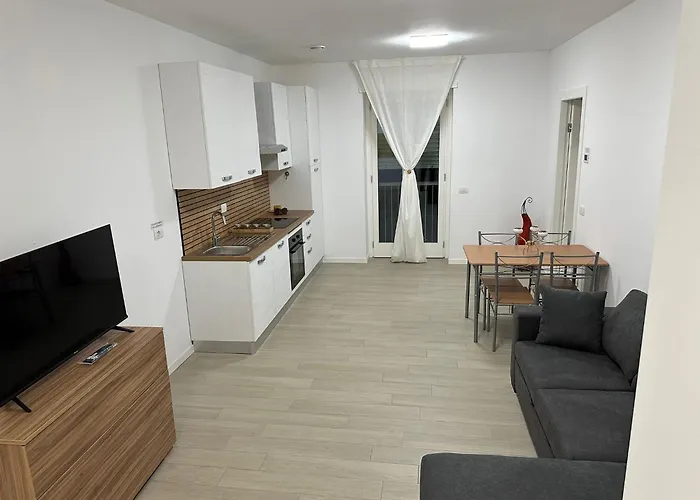 Lejlighed Casa Ideale Tim Appartmanti Moderni Vicina Al Centro