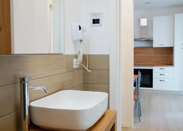 Lejlighed Casa Ideale Tim Appartmanti Moderni Vicina Al Centro