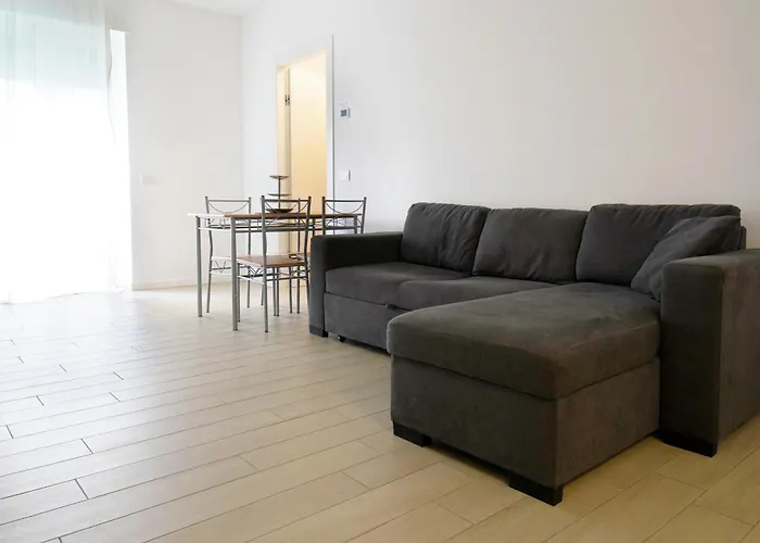 Casa Ideale Tim Appartmanti Moderni Vicina Al Centro Lejlighed *