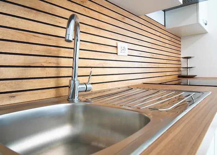 Lejlighed Casa Ideale Tim Appartmanti Moderni Vicina Al Centro Lecco