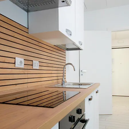 Casa Ideale Tim Appartmanti Moderni Vicina Al Centro *
