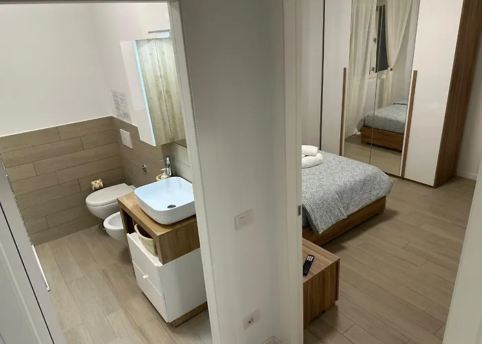 Casa Ideale Tim Appartmanti Moderni Vicina Al Centro Apartamento