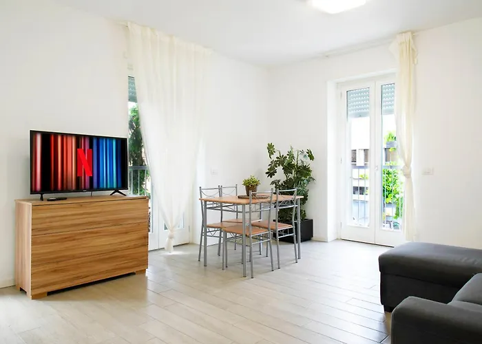 Casa Ideale Tim Appartmanti Moderni Vicina Al Centro Apartamento Lecco